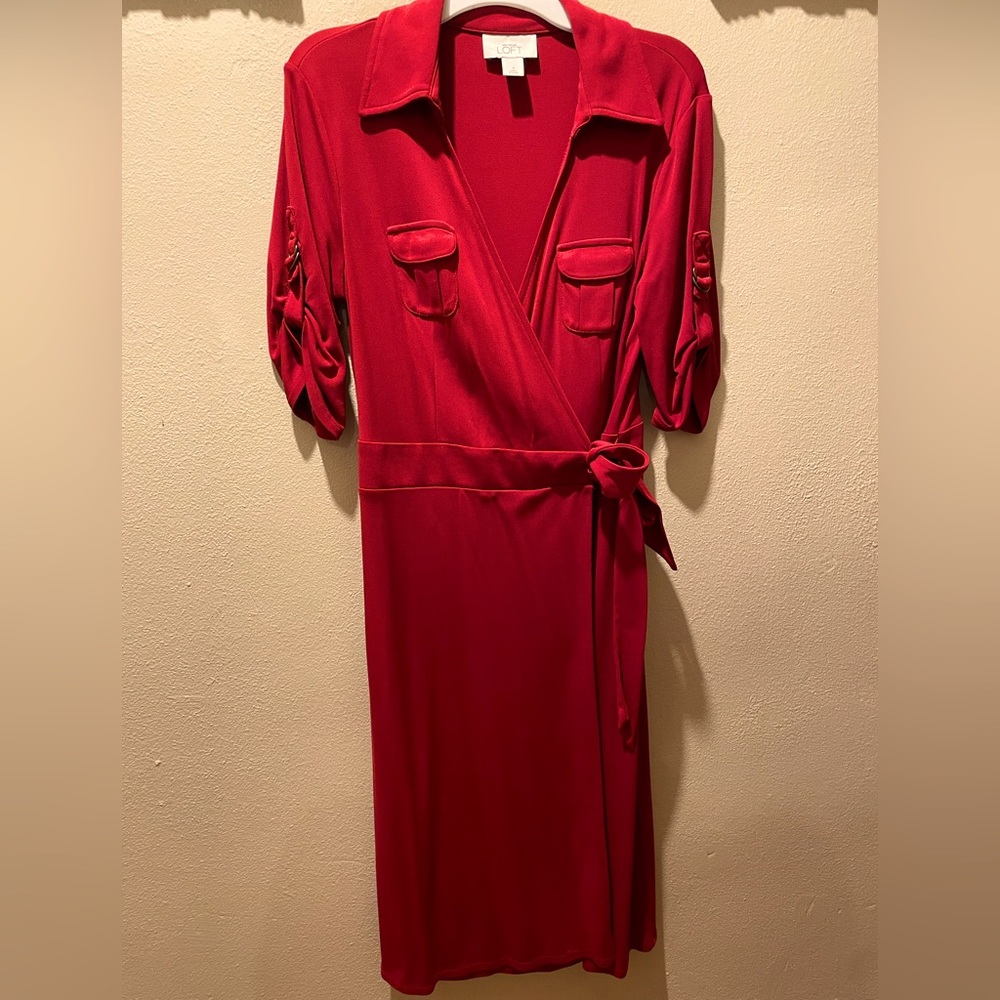 Ann Taylor LOFT red wrap dress. Size 4.